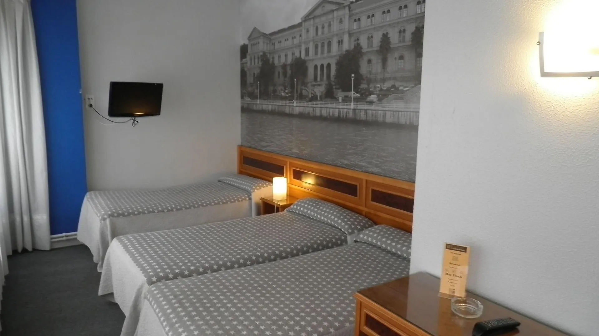 Hotel Photo Zabalburu Bilbao 2*,